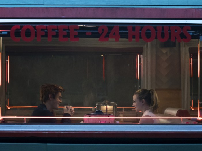 Archie & Betty. Riverdale, saison 1.